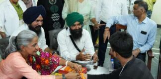 ਰੱਖੜੀ ਦੇ ਤਿਉਹਾਰ ਨੇ ਪੰਜਾਬ ਦੇ ਨਸ਼ਾ ਮੁਕਤੀ ਕੇਂਦਰਾਂ ਵਿੱਚ ਪਰਿਵਾਰਾਂ ਨੂੰ ਜੋੜਿਆ, ਨਸ਼ਾ ਮੁਕਤੀ ਅਤੇ ਉਮੀਦ ਦਾ ਸੰਦੇਸ਼ ਕੀਤਾ ਮਜ਼ਬੂਤ