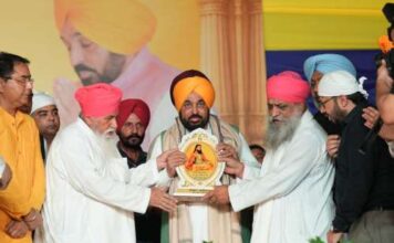 ਮੁੱਖ ਮੰਤਰੀ ਭਗਵੰਤ ਸਿੰਘ ਮਾਨ ਨੇ ਸ੍ਰੀ ਗੁਰੂ ਰਵਿਦਾਸ ਬਾਣੀ ਅਧਿਐਨ ਕੇਂਦਰ ਦਾ ਨੀਂਹ ਪੱਥਰ ਰੱਖਿਆ