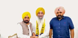 ਮੁੱਖ ਮੰਤਰੀ ਭਗਵੰਤ ਮਾਨ ਨੇ ਸਾਬਕਾ ਵਿਧਾਇਕ ਰਵਿੰਦਰ ਸਿੰਘ ਬ੍ਰਹਮਪੁਰਾ ਅਤੇ ਉਨ੍ਹਾਂ ਦੇ ਸਮਰਥਕਾਂ ਦਾ ਆਪ ਵਿੱਚ ਕੀਤਾ ਸਵਾਗਤ