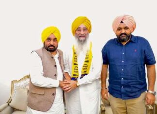 ਮੁੱਖ ਮੰਤਰੀ ਭਗਵੰਤ ਮਾਨ ਨੇ ਸਾਬਕਾ ਵਿਧਾਇਕ ਰਵਿੰਦਰ ਸਿੰਘ ਬ੍ਰਹਮਪੁਰਾ ਅਤੇ ਉਨ੍ਹਾਂ ਦੇ ਸਮਰਥਕਾਂ ਦਾ ਆਪ ਵਿੱਚ ਕੀਤਾ ਸਵਾਗਤ