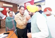 ਪੰਜਾਬ ਸਰਕਾਰ ਵੱਲੋਂ 8 ਲੱਖ ਮੁਲਾਜ਼ਮਾਂ ਅਤੇ ਪੈਨਸ਼ਨਰਾਂ ਨੂੰ ਤਿਉਹਾਰੀ ਸੀਜ਼ਨ ਦਾ ਤੋਹਫ਼ਾ; ਭਗਵੰਤ ਮਾਨ ਸਰਕਾਰ ਨੇ ਮਹਿੰਗਾਈ ਭੱਤਾ ਵਧਾ ਕੇ 50 ਫ਼ੀਸਦ ਕੀਤਾ