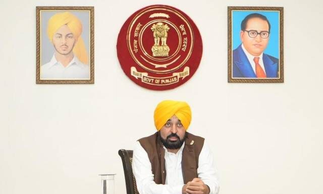 ਭਾਜਪਾ ਦੀ ਅਗਵਾਈ ਵਾਲੀ ਕੇਂਦਰ ਸਰਕਾਰ ਪੰਜਾਬ ਅਤੇ ਤਿੰਨ ਕਰੋੜ ਪੰਜਾਬੀਆਂ ਦੀ ਪਿੱਠ ਵਿੱਚ ਛੁਰਾ ਮਾਰ ਰਹੀ ਹੈ