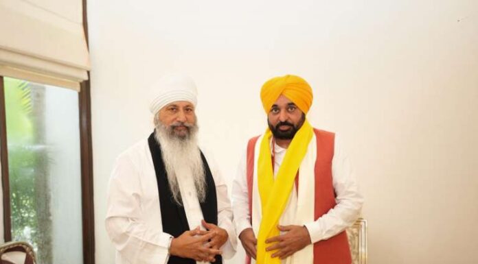 ਨਾਨਕਸਰ ਸੰਪਰਦਾਇ ਦੇ ਮੁਖੀ ਨੇ ਇਤਿਹਾਸਕ ‘ਜਾਗਤ ਜੋਤ ਸ੍ਰੀ ਗੁਰੂ ਗ੍ਰੰਥ ਸਾਹਿਬ ਸਤਿਕਾਰ (ਸੋਧ) ਐਕਟ, 2026’ ਪਾਸ ਕਰਨ ਲਈ ਮੁੱਖ ਮੰਤਰੀ ਭਗਵੰਤ ਸਿੰਘ ਮਾਨ ਦੀ ਕੀਤੀ ਸ਼ਲਾਘਾ