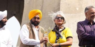 ਮੁੱਖ ਮੰਤਰੀ ਭਗਵੰਤ ਸਿੰਘ ਮਾਨ ਨੇ ‘ਯੁੱਧ ਨਸ਼ਿਆਂ ਵਿਰੁੱਧ’ ਮੁਹਿੰਮ ਨੂੰ ਫੈਸਲਾਕੁੰਨ ਪੜਾਅ ’ਤੇ ਲਿਜਾਂਦਿਆਂ ਬਾਈਕ ਰੈਲੀ ਨੂੰ ਝੰਡੀ ਦਿਖਾ ਕੇ ਰਵਾਨਾ ਕੀਤਾ