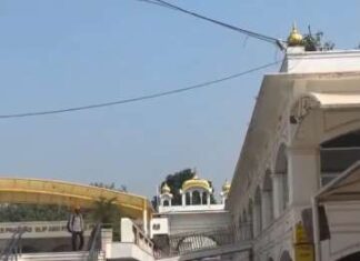 ਮੋਦੀ ਦੀ ਦਿੱਲੀ ਪੁਲਿਸ ਜੁੱਤੇ ਪਾ ਕੇ ਅਤੇ ਨੰਗੇ ਸਿਰ ਗੁਰਦੁਆਰਾ ਬੰਗਲਾ ਸਾਹਿਬ ਵਿੱਚ ਦਾਖਲ ਹੋਈ, ਗੁਰੂ ਘਰ ਦੀ ਪਵਿੱਤਰਤਾ ਦੀ ਉਲੰਘਣਾ ਕੀਤੀ: ਕੁਲਤਾਰ ਸਿੰਘ ਸੰਧਵਾਂ