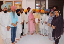 ਆਪ ਵਲੋਂ ਸ੍ਰੀ ਅਕਾਲ ਤਖ਼ਤ ਸਾਹਿਬ ਦੇ ਜਥੇਦਾਰ ਨਾਲ ਮੁਲਾਕਾਤ, ਗੁਰਦੁਆਰਾ ਸ੍ਰੀ ਬੰਗਲਾ ਸਾਹਿਬ ਵਿਖੇ ਪੁਲਿਸ ਦੇ ਦਾਖ਼ਲੇ ਨੂੰ ਲੈ ਕੇ ਅਮਿਤ ਸ਼ਾਹ ਵਿਰੁੱਧ ਸਖ਼ਤ ਕਾਰਵਾਈ ਦੀ ਕੀਤੀ ਮੰਗ
