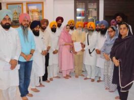 ਆਪ ਵਲੋਂ ਸ੍ਰੀ ਅਕਾਲ ਤਖ਼ਤ ਸਾਹਿਬ ਦੇ ਜਥੇਦਾਰ ਨਾਲ ਮੁਲਾਕਾਤ, ਗੁਰਦੁਆਰਾ ਸ੍ਰੀ ਬੰਗਲਾ ਸਾਹਿਬ ਵਿਖੇ ਪੁਲਿਸ ਦੇ ਦਾਖ਼ਲੇ ਨੂੰ ਲੈ ਕੇ ਅਮਿਤ ਸ਼ਾਹ ਵਿਰੁੱਧ ਸਖ਼ਤ ਕਾਰਵਾਈ ਦੀ ਕੀਤੀ ਮੰਗ