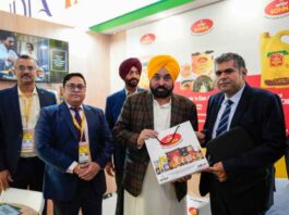 ਪੰਜਾਬ ਦੇ ‘ਚਿੱਟੇ ਛੋਲੇ’ ਅਤੇ ‘ਰਾਜਮਾਂਹ’ ਪਹੁੰਚੇ ਗਲੋਬਲ ਮਾਰਕੀਟ ਵਿੱਚ; ਮੁੱਖ ਮੰਤਰੀ ਭਗਵੰਤ ਸਿੰਘ ਮਾਨ ਨੇ ‘ਐਸ.ਆਈ.ਏ.ਐਲ. ਪੈਰਿਸ 2026’ ਵਿਖੇ ਸੋਹਣਾ ਦੇ ਨਵੇਂ ਉਤਪਾਦ ਕੀਤੇ ਲਾਂਚ