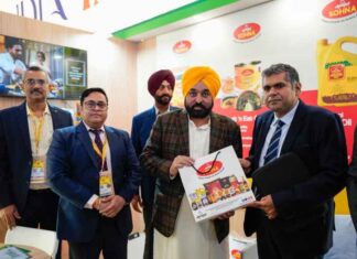 ਪੰਜਾਬ ਦੇ ‘ਚਿੱਟੇ ਛੋਲੇ’ ਅਤੇ ‘ਰਾਜਮਾਂਹ’ ਪਹੁੰਚੇ ਗਲੋਬਲ ਮਾਰਕੀਟ ਵਿੱਚ; ਮੁੱਖ ਮੰਤਰੀ ਭਗਵੰਤ ਸਿੰਘ ਮਾਨ ਨੇ ‘ਐਸ.ਆਈ.ਏ.ਐਲ. ਪੈਰਿਸ 2026’ ਵਿਖੇ ਸੋਹਣਾ ਦੇ ਨਵੇਂ ਉਤਪਾਦ ਕੀਤੇ ਲਾਂਚ